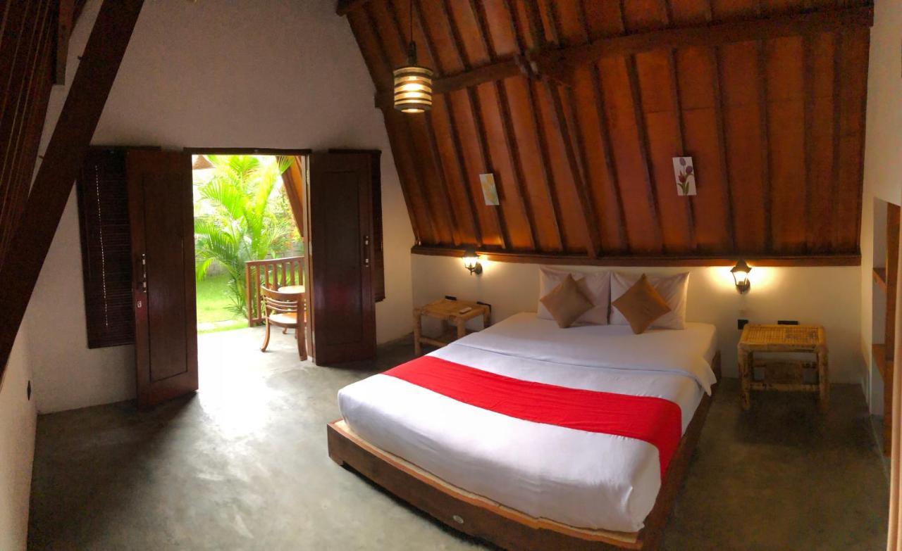 Tropical Sunday Bungalow - Surf And Stay Selong Belanak Zewnętrze zdjęcie